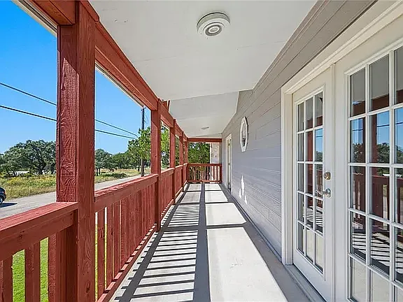 8508 Grandview Dr — Photo 16
