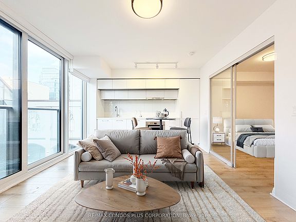 3rd image of 99 Foxbar Rd #306