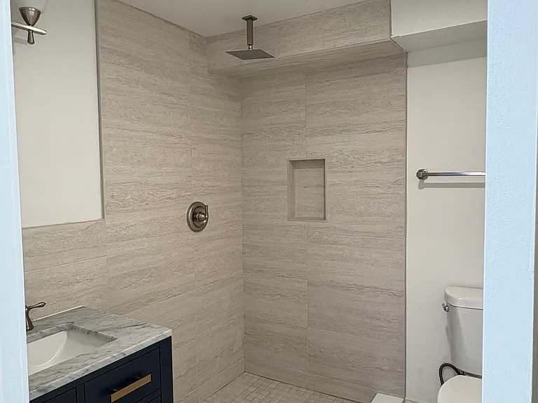 14510 Whittier Blvd #C — Photo 8
