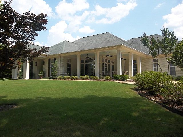 1st image of 3820 Majestic Oaks Dr