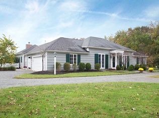 80 Stony Brook Rd, Hopewell, NJ 08525