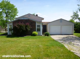 933 Sarbrook Dr, Cincinnati, OH 45231