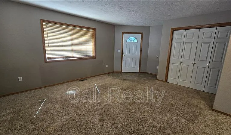 3127 E 18th Ave — Photo 5