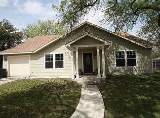 353 Tuttle Rd, Terrell Hills, TX 78209