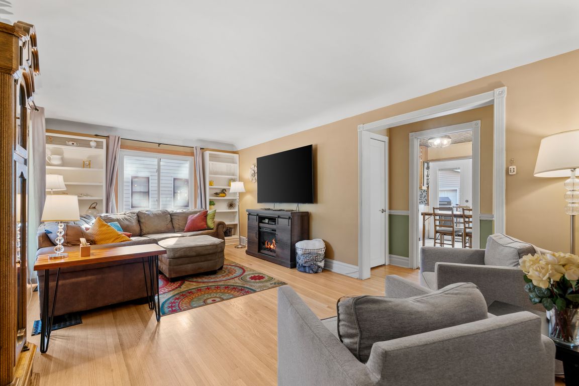 next background image