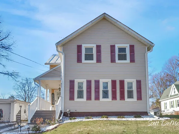 607 Rich St, Ionia, MI 48846