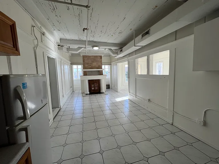 4211 Parker Ave #8 — Photo 5