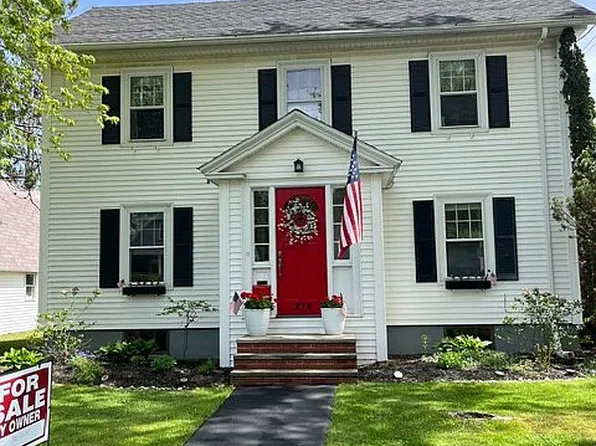 276 West Broadway, Bangor, ME 04401