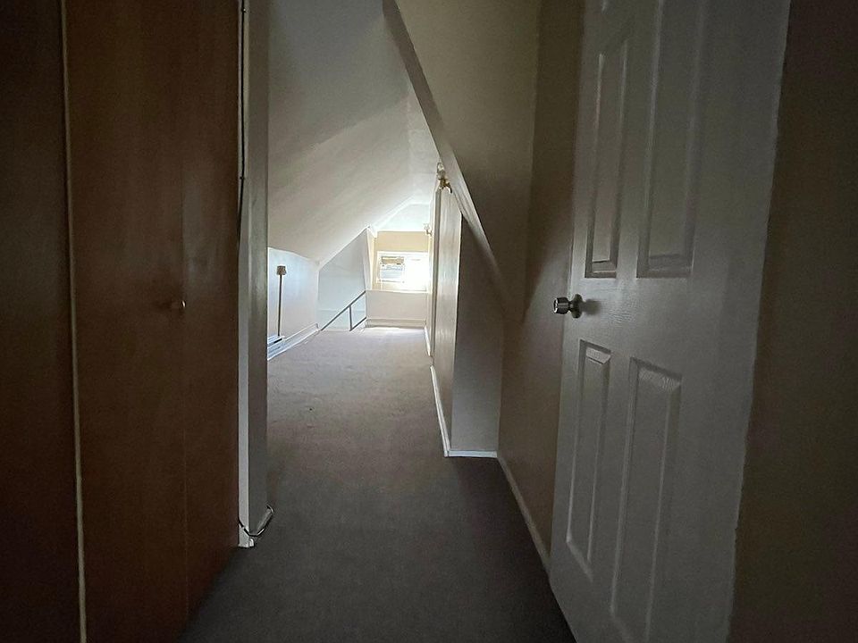 1st image of 6953 S Artesian Ave #2N