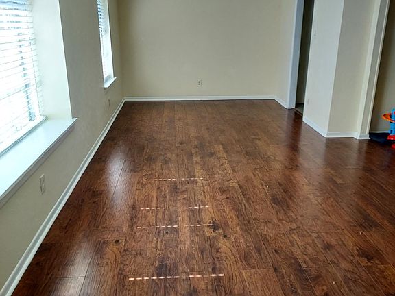 3rd image of 3631 Kimballdale Dr