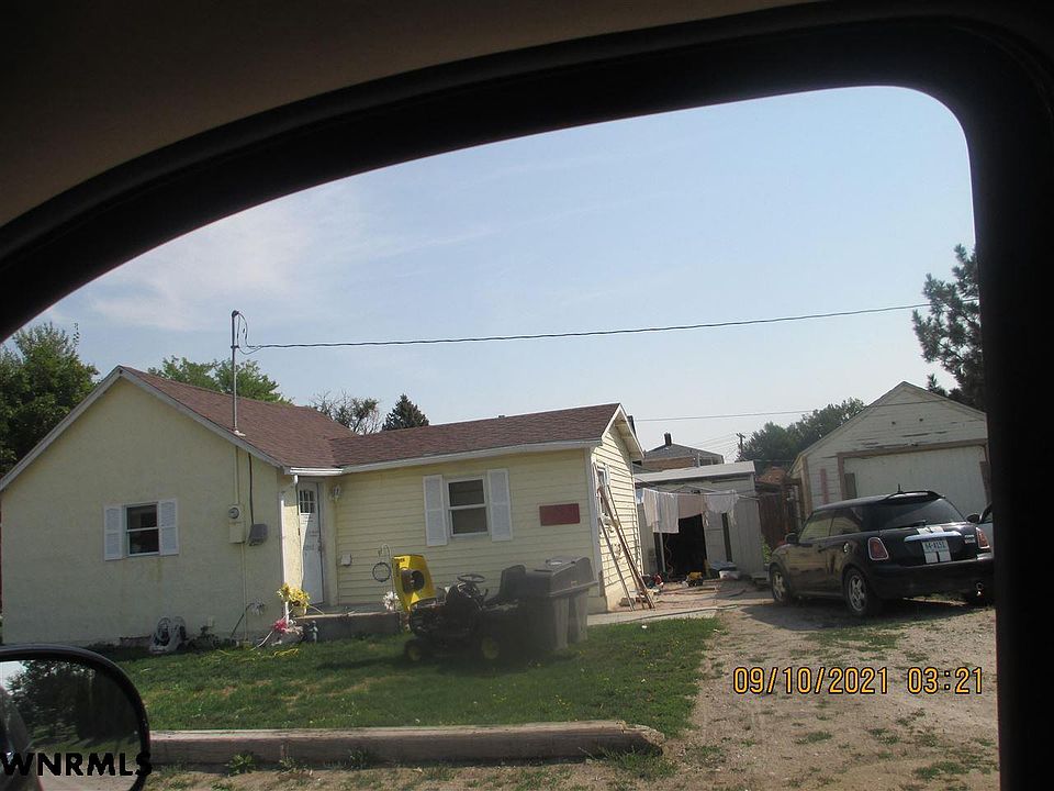 2nd image of 137 Avenue C