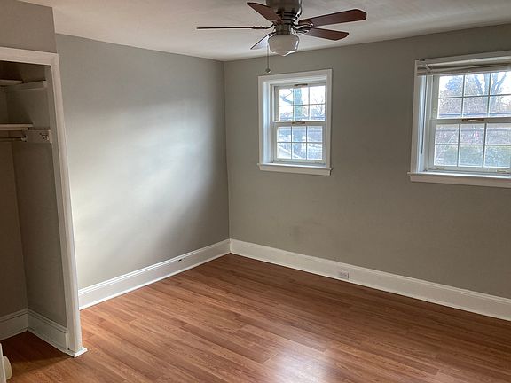 2nd image of 1008 Dayton St