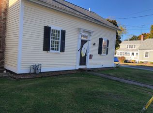 100 W Main St, North Kingstown, RI 02852