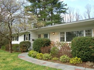 5 Windsong Rd, Ardsley, NY 10502