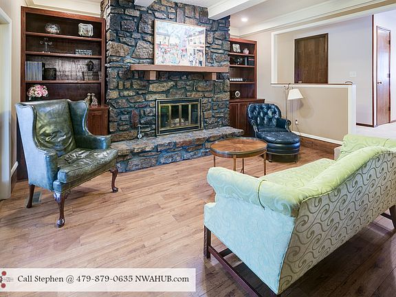 4th image of 501 N Valley West Dr