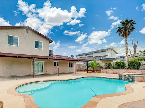 828 Cherry Dr, Henderson, NV 89002