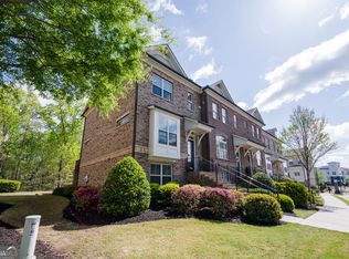 1026 Township Sq, Alpharetta, GA 30022