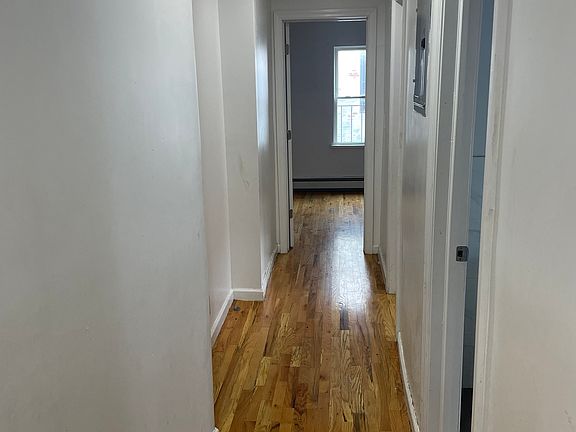 5th image of 422 E 26th St #3