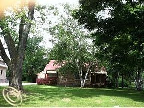 1st image of 79 Bloomfield Blvd