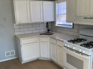 441 Brooklawn Ave, Roselle, NJ 07203