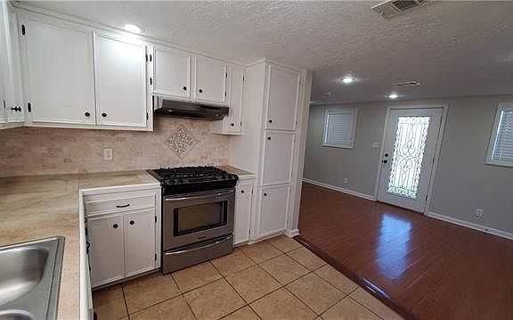 5th image of 3447 Eliza St