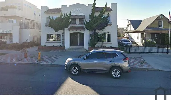 2 bed — Photo 1