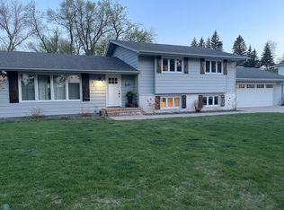 407 2nd Ave W, Lisbon, ND 58054