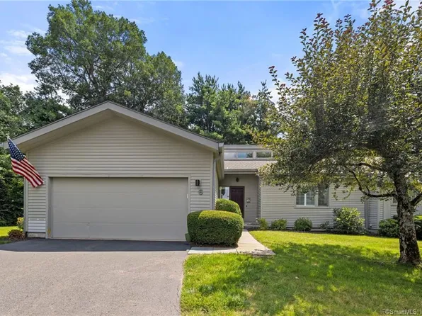 6 Alpine Meadow Lane #6, Avon, CT 06001