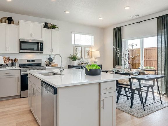 7th image of this home