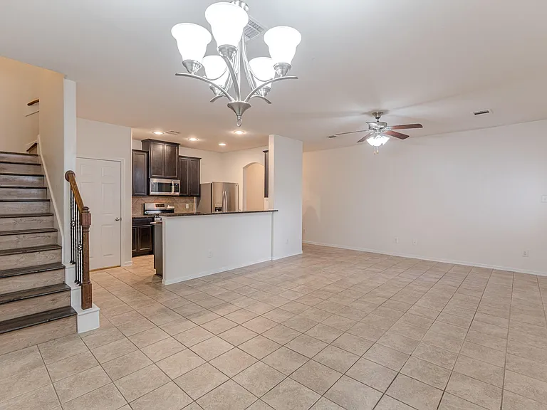 13527 Vista De Oro St — Photo 8