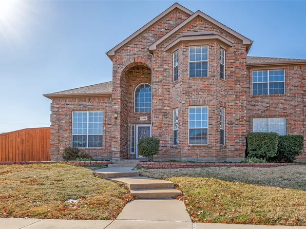 2079 Sunset Ln, Lewisville, TX 75067