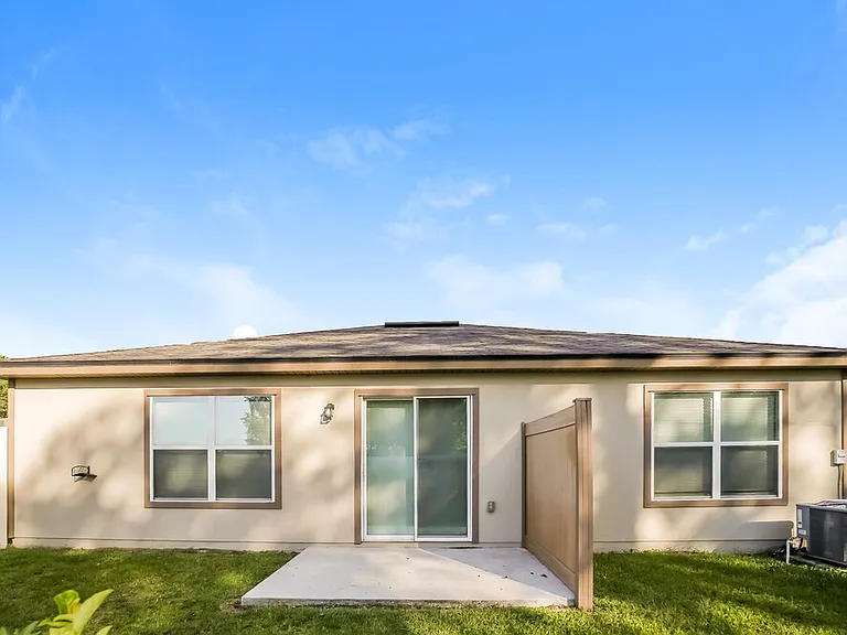 45014 Ingleham Cir — Photo 15