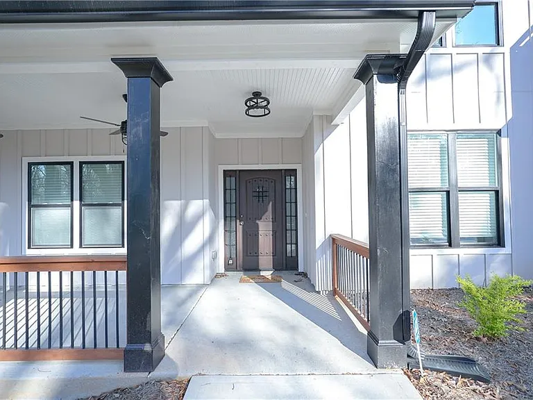 1452 Lockwood Dr SW — Photo 11