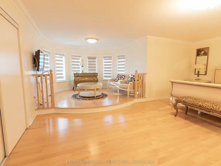 2 Farnham Dr — Photo 20