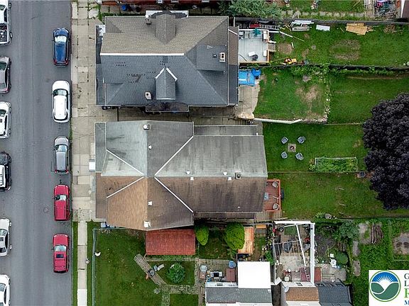2nd image of 913 W Lincoln St
