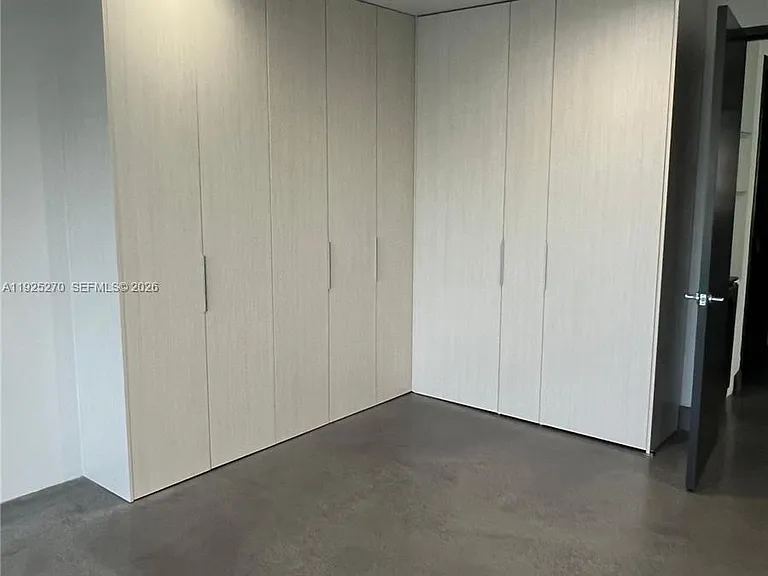 21025 NE 38th Ave #81 — Photo 16