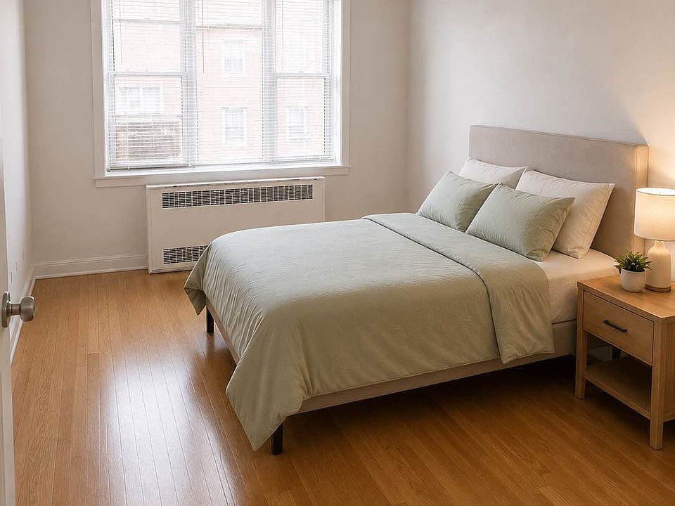 2nd image of 1410 York Ave APT 6