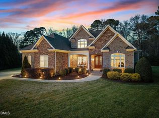 5700 Accipiter Ct, Fuquay Varina, NC 27526