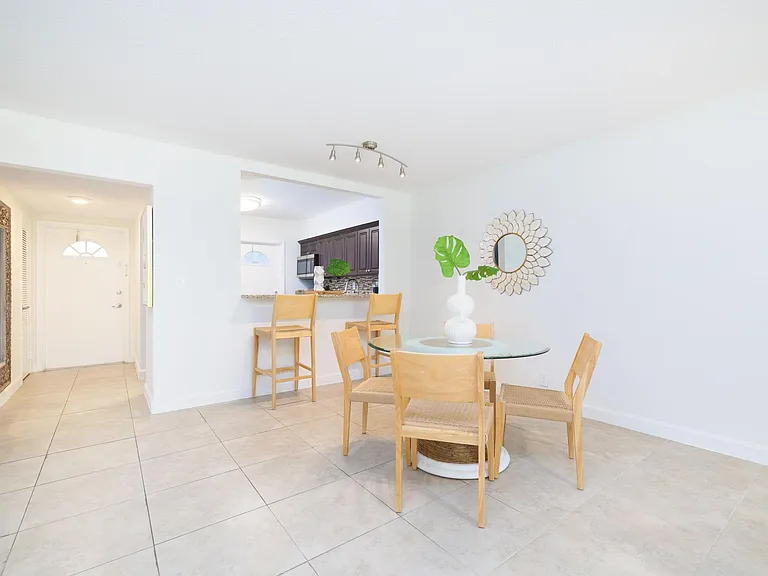 501 N Ocean Blvd #2 — Photo 11