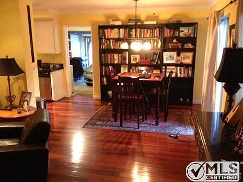 2nd image of 3637 Summershore Ln