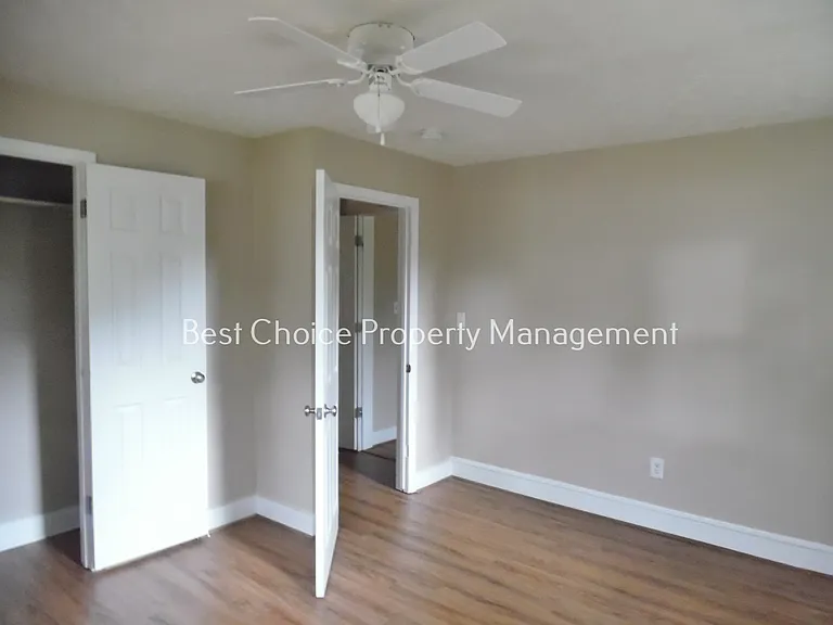 115 E Beattie St — Photo 15