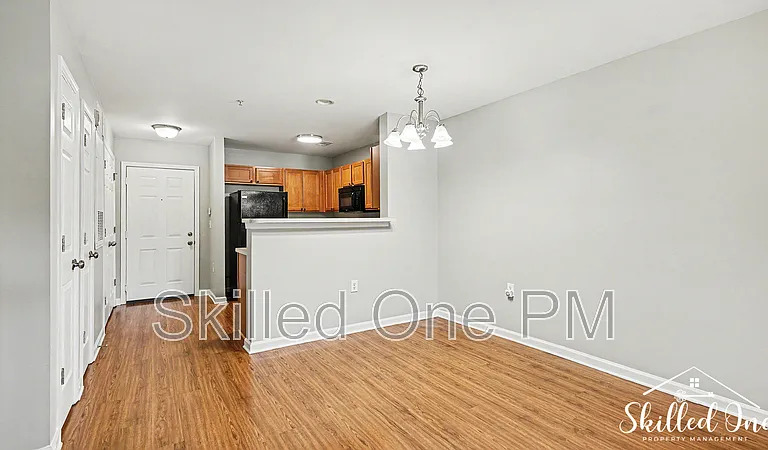 1380 Heritage Pointe Dr #101 — Photo 4