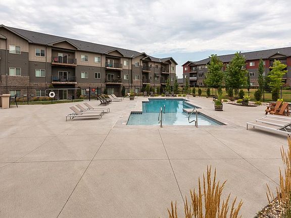 2nd image of 10816 S 204th Avenue Cir #2-207