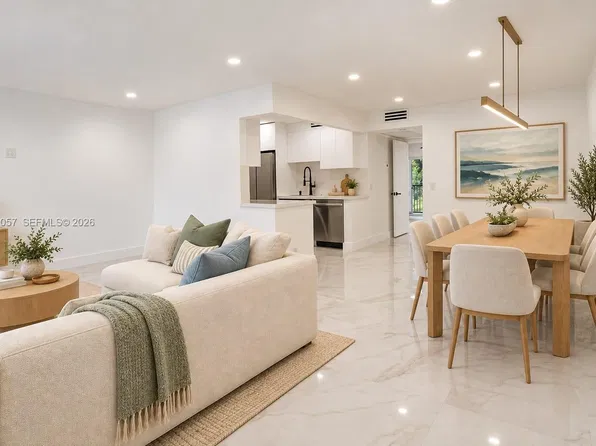 13250 SW 7th Ct APT 204L, Hollywood, FL 33027