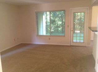 6184 Streamside Dr APT 10, Burlington, KY 41005