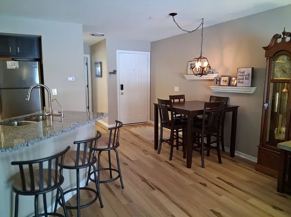 18372 N Ridge Ct APT 2, Spring Lake, MI 49456