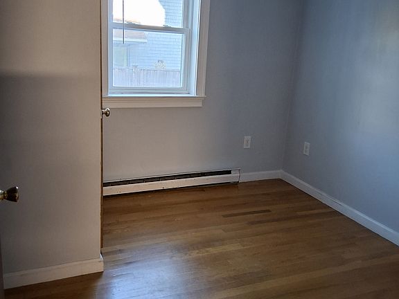 2nd image of 199 Prospect St APT 2