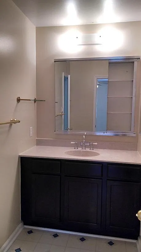 2 bed, 1.5 bath, 1294 sqft, $2,480 — Photo 1