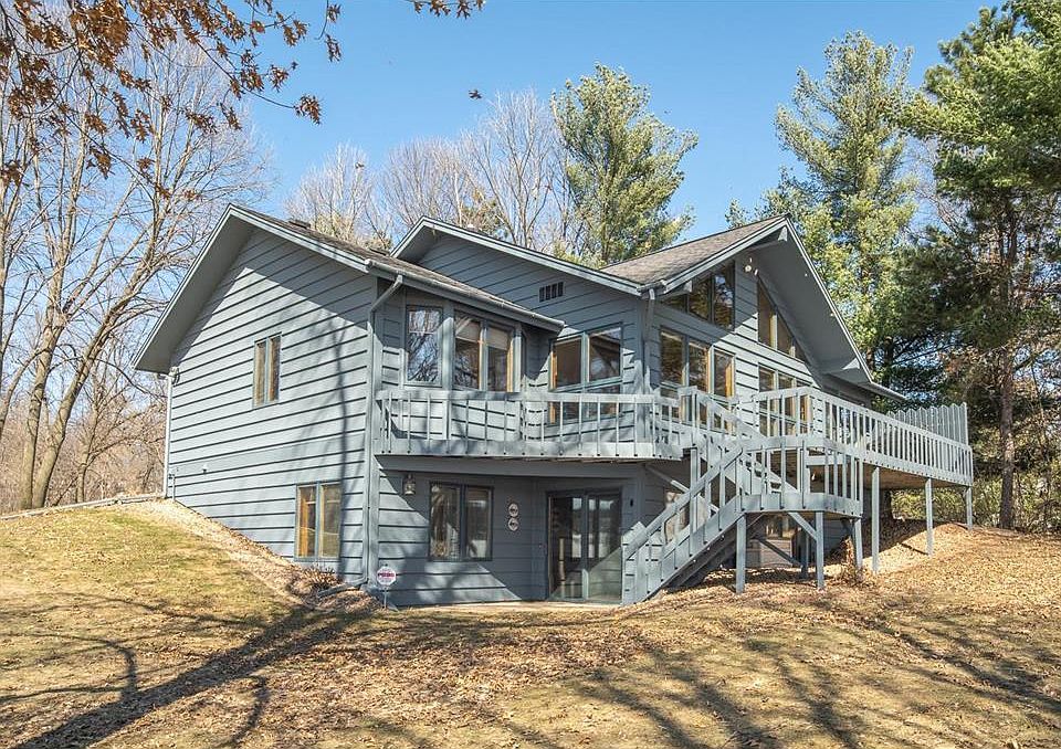 1754 Holiday Dr, Centuria, WI 54824 MLS 6352847 Zillow