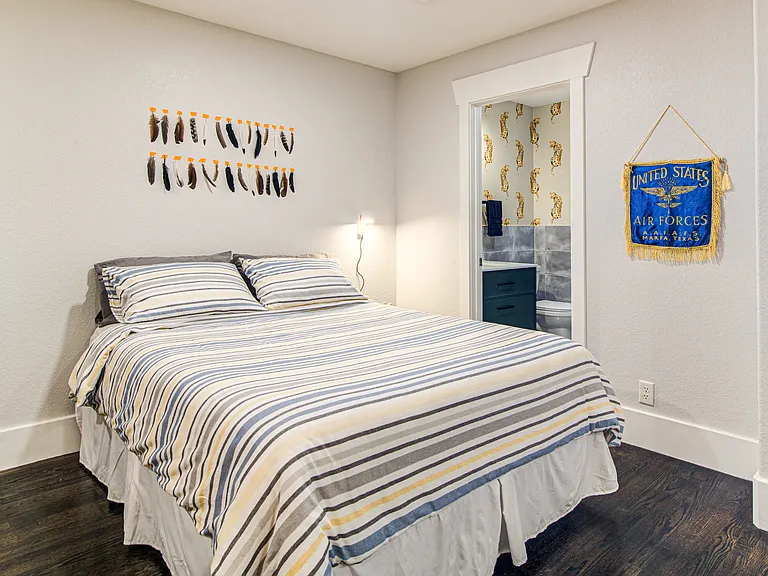 5411 Avenue H #B — Photo 14